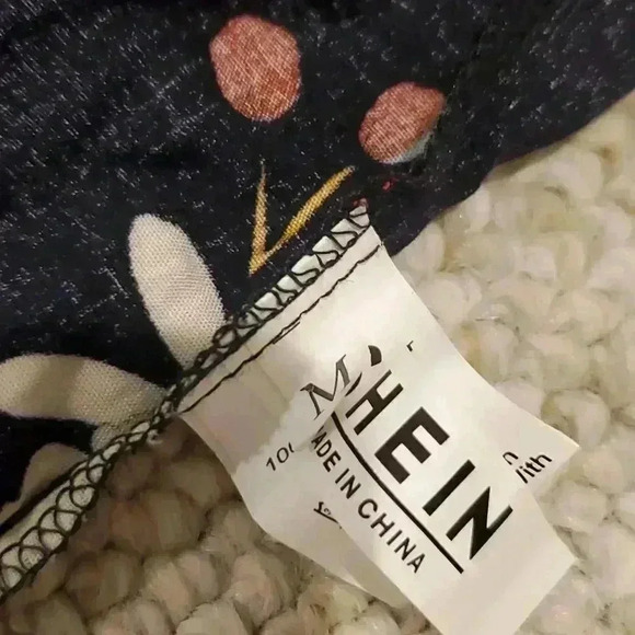 Shein shorts  - Picture 5 of 5